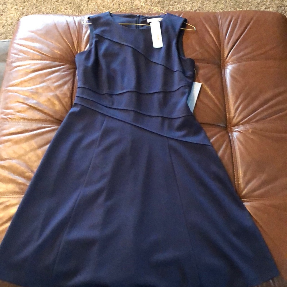 NWT- Navy Blue knit dress. Size 8. - Picture 5 of 5